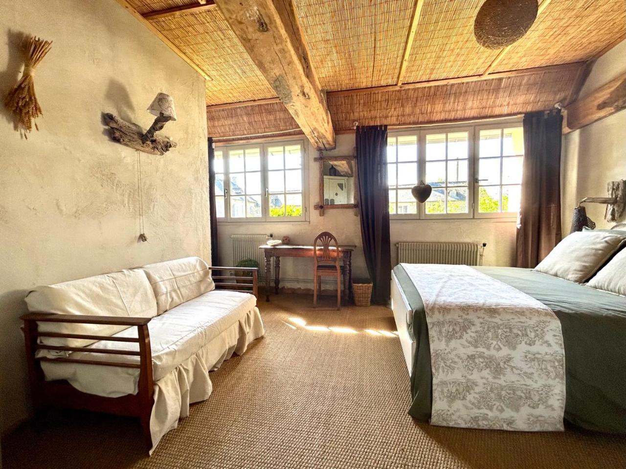 Chambres D'Hotes Manoir Du Chene Nonant Esterno foto
