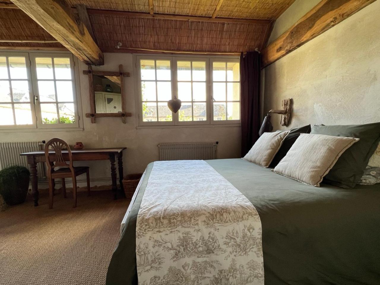 Chambres D'Hotes Manoir Du Chene Nonant Esterno foto